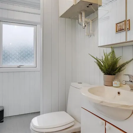 Casa de Férias Jorek - 1-3km From The Sea By Interhome